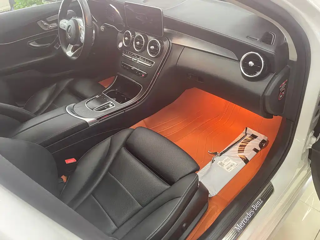 Mercedes-Benz C-Class — миниатюра 7