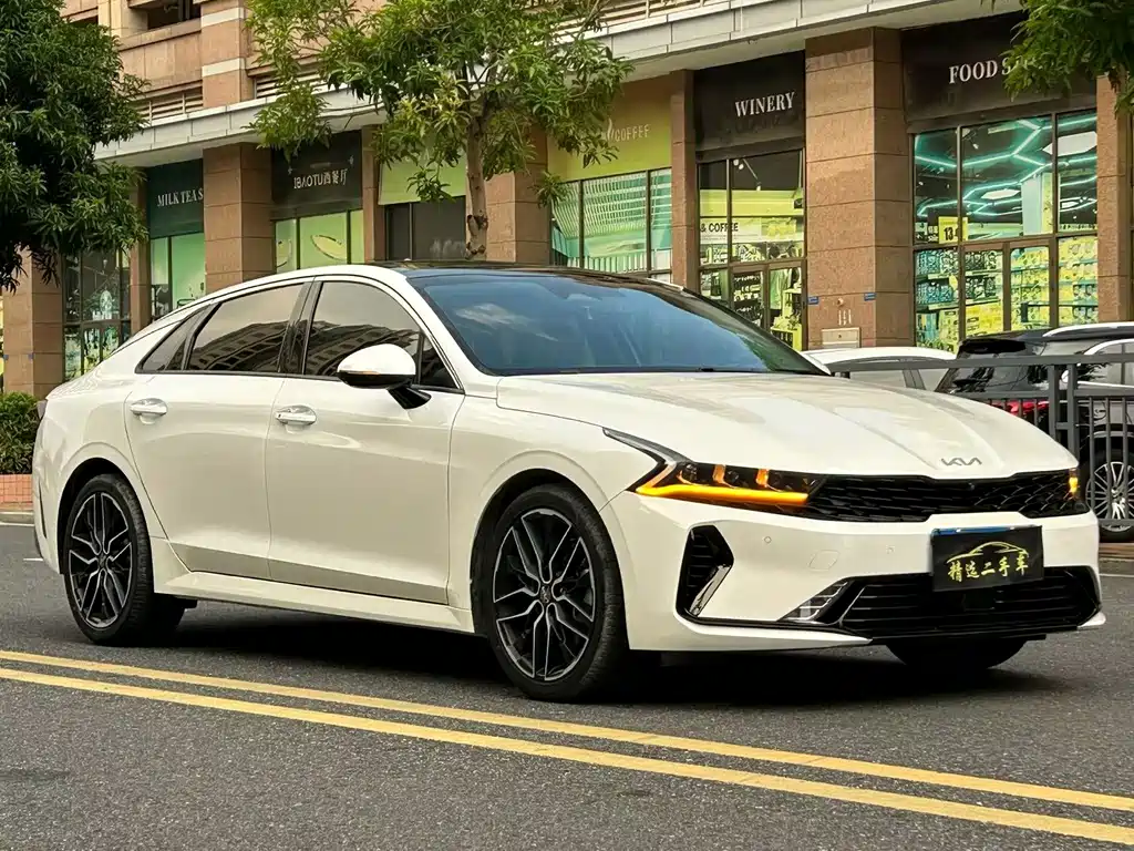 Kia K5 — миниатюра 3