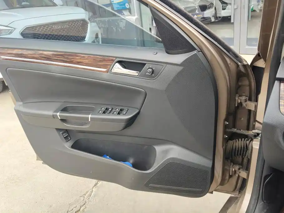 Volkswagen Bora — миниатюра 7