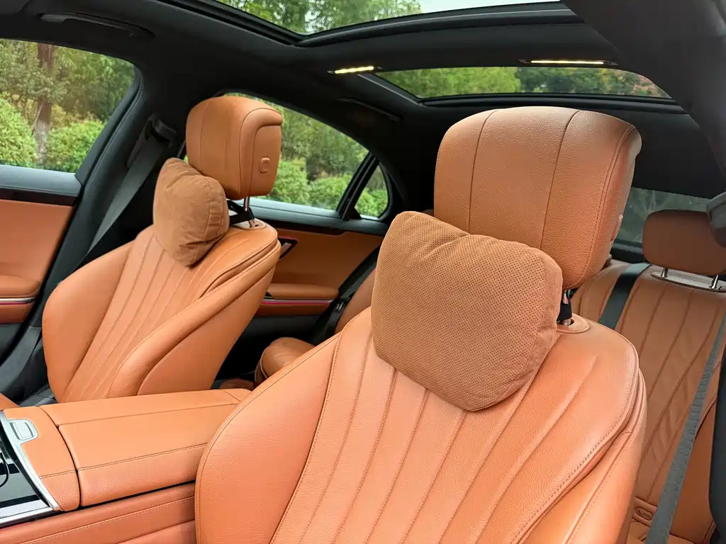 Mercedes-Benz S-Class — миниатюра 12