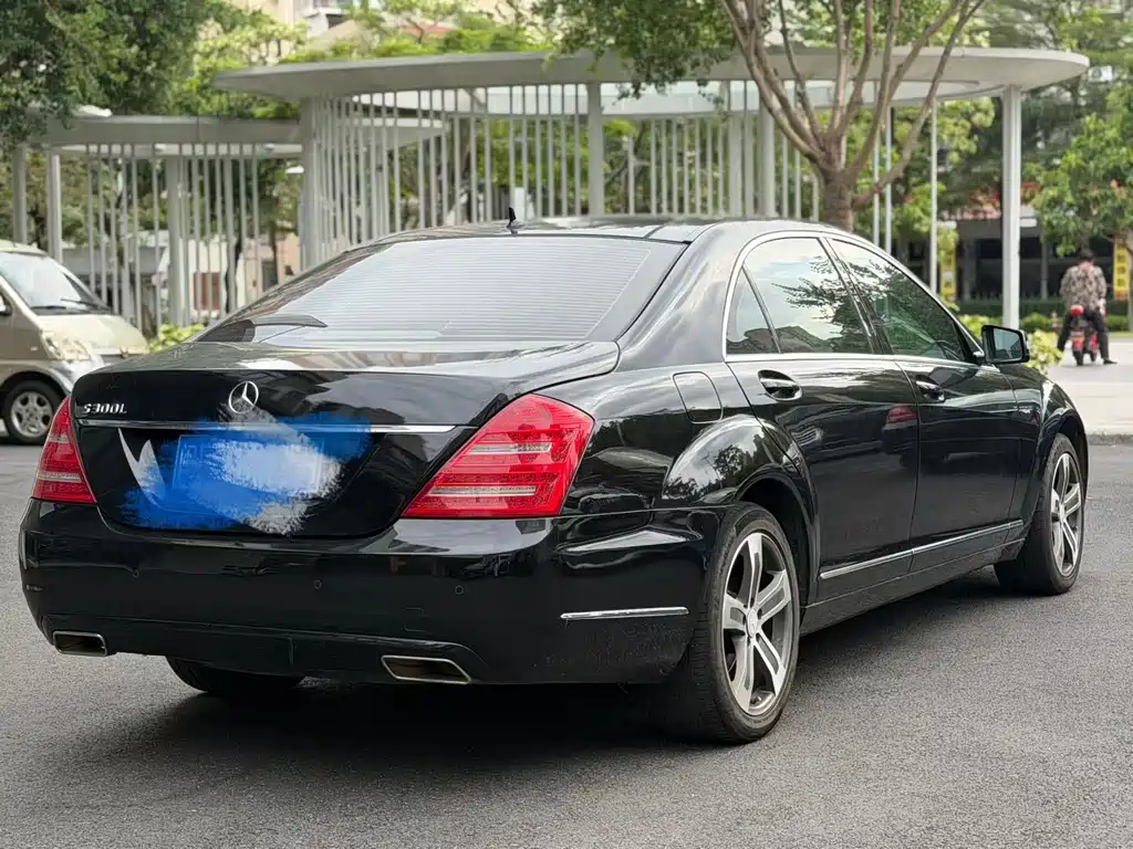 Mercedes-Benz S-Class — миниатюра 7
