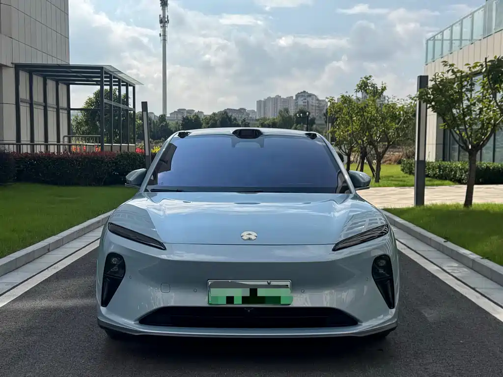 NIO ET5 — миниатюра 2
