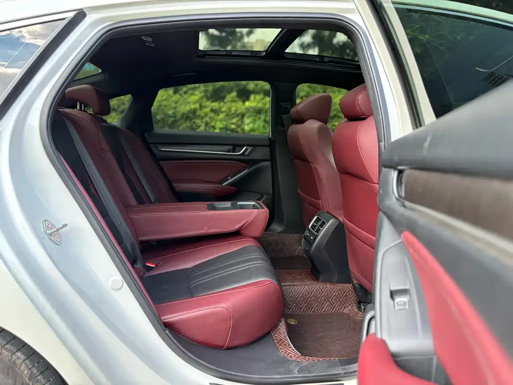 Honda Inspire — миниатюра 11