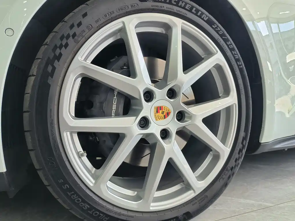 Porsche Panamera — миниатюра 17