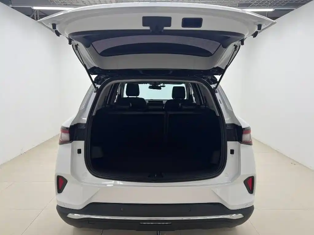 Wuling Xingchen — миниатюра 8
