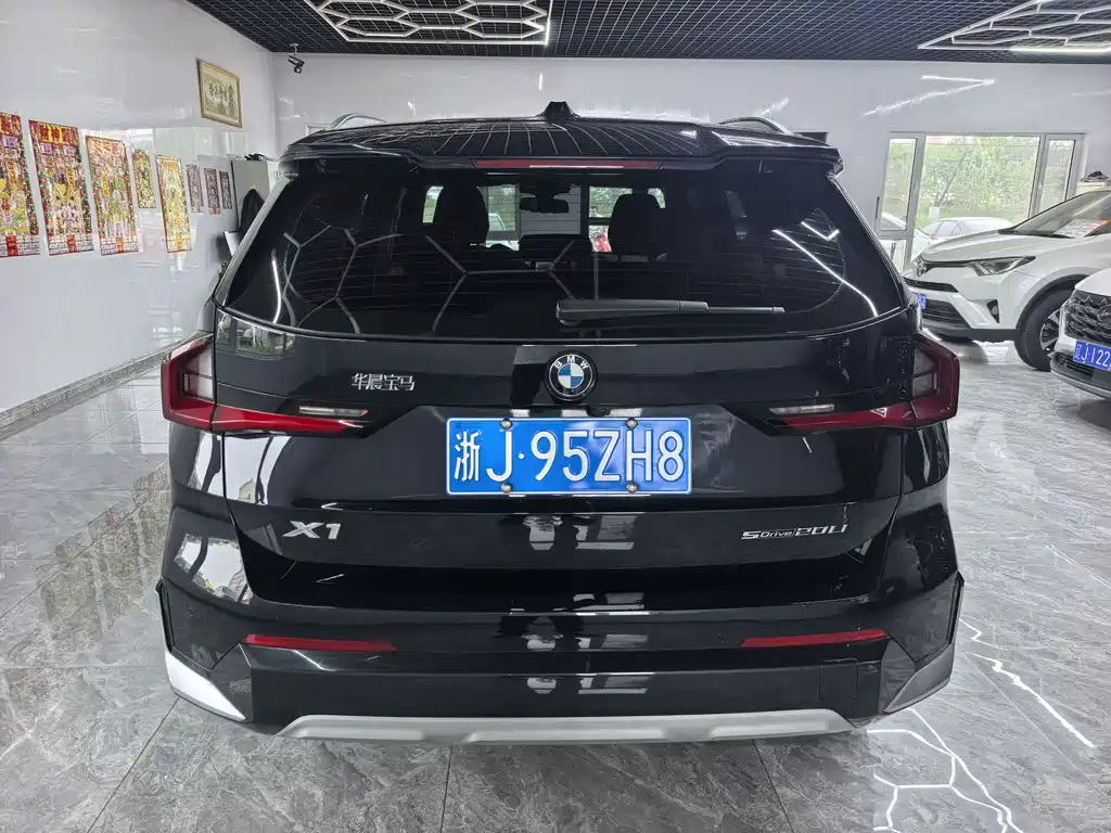 BMW X1 2023 sDrive20Li X