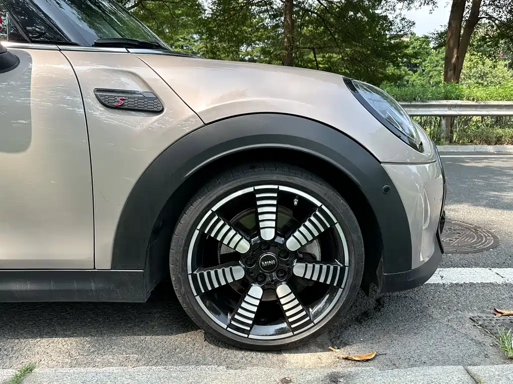 MINI Mini — миниатюра 12