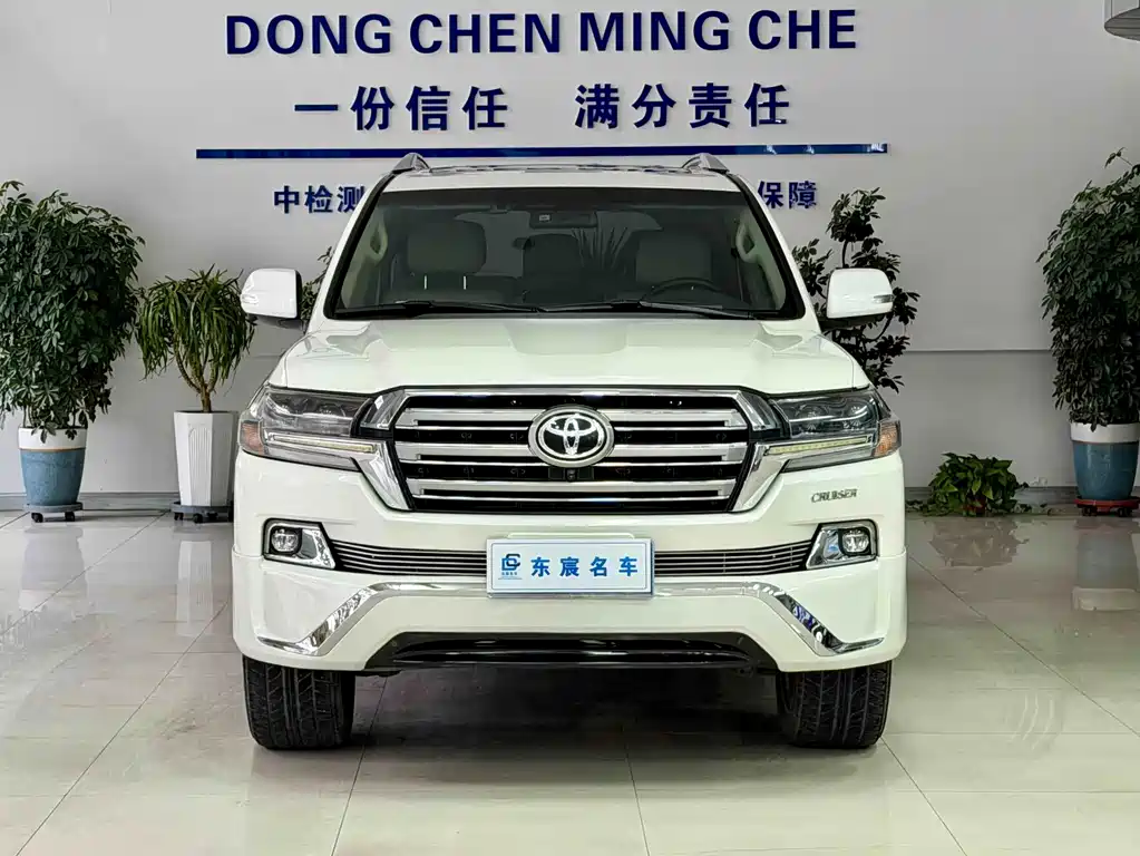 Toyota Land Cruiser — миниатюра 2
