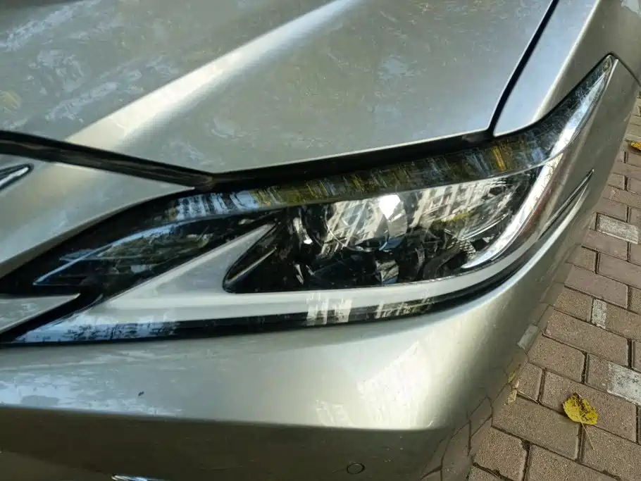 Lexus ES — миниатюра 5