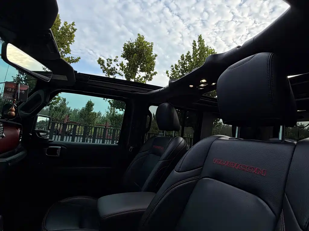 Jeep Wrangler — миниатюра 12