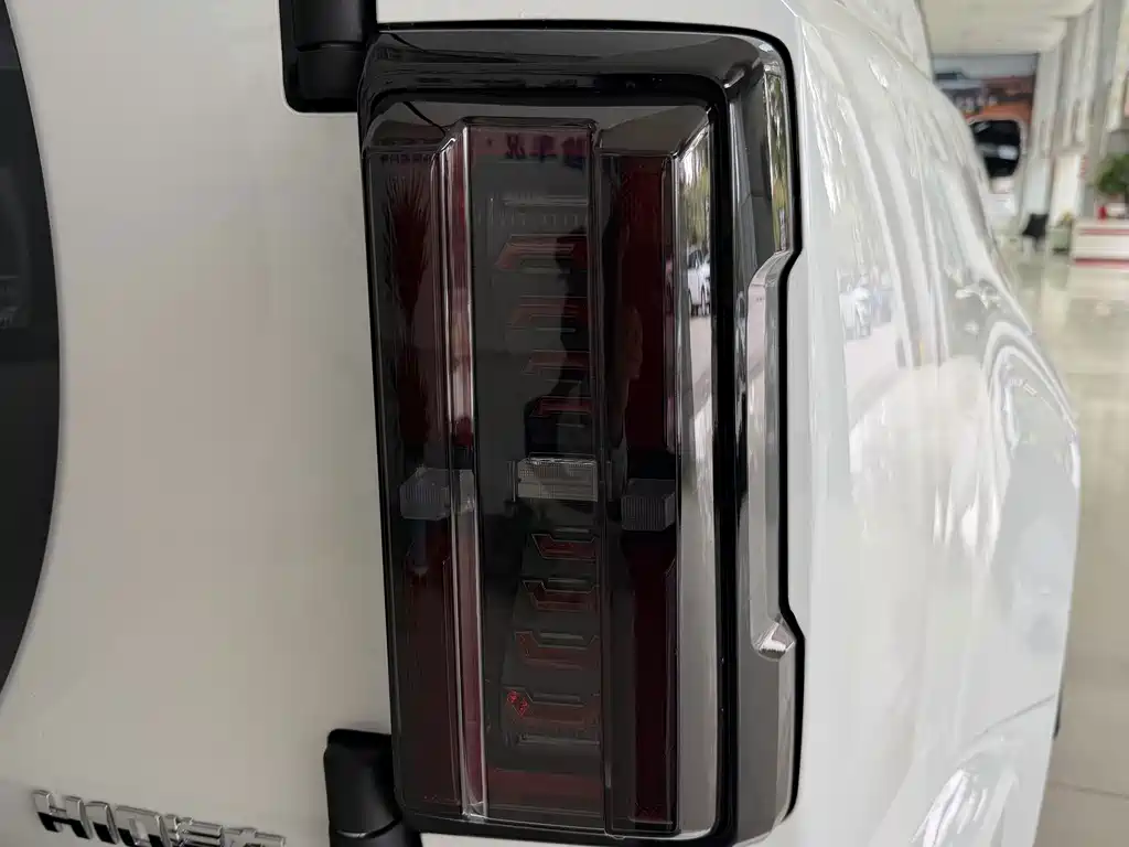 Haval H10 — миниатюра 11
