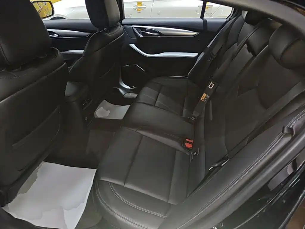 Cadillac CT5 — миниатюра 17