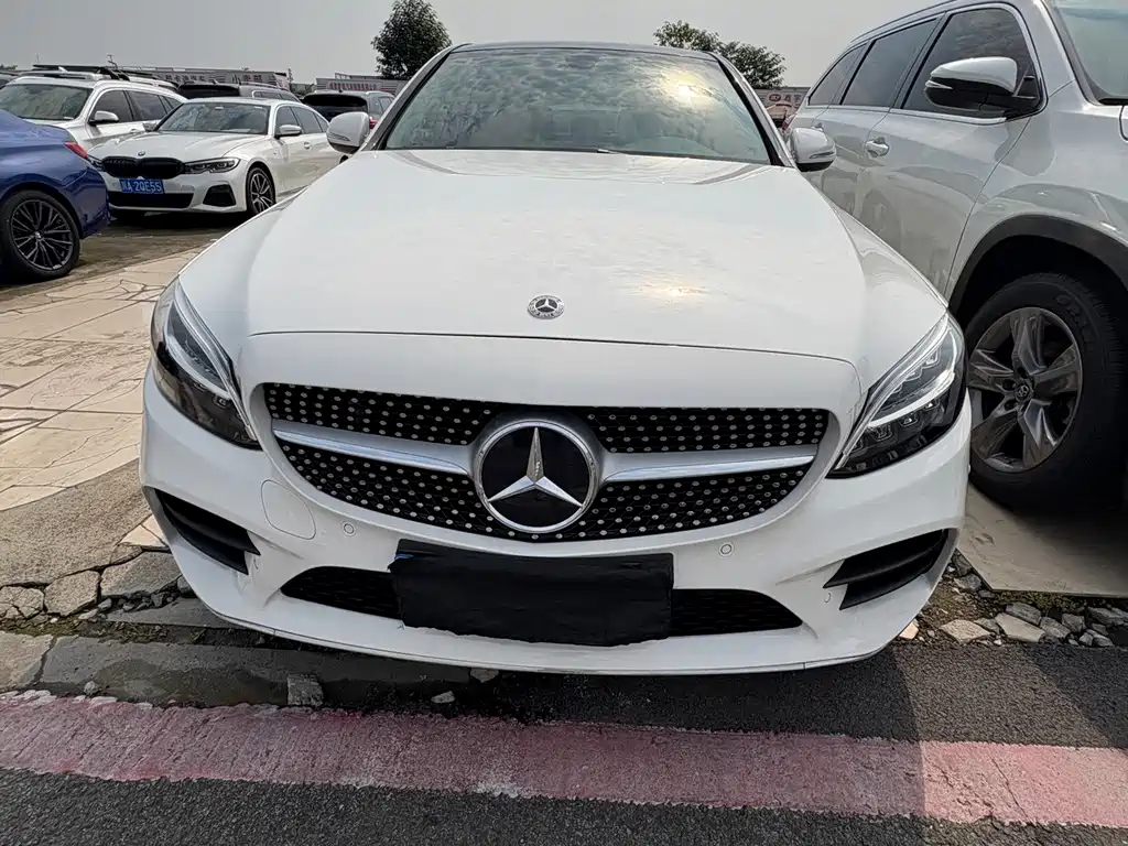 Mercedes-Benz C-Class — миниатюра 2