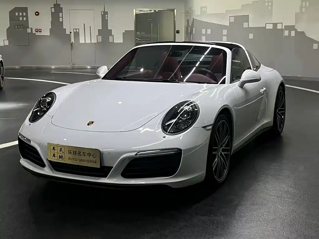 Porsche 911 2019