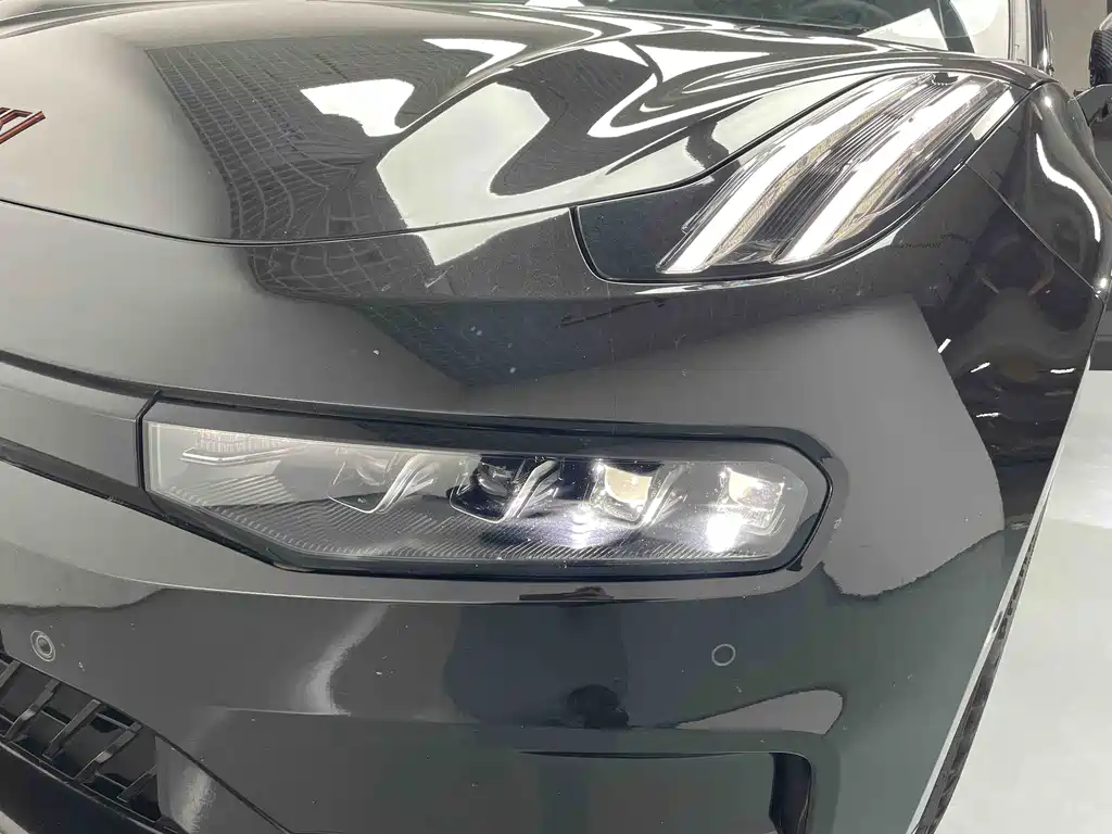 ZEEKR EXTREME KRYPTON 001