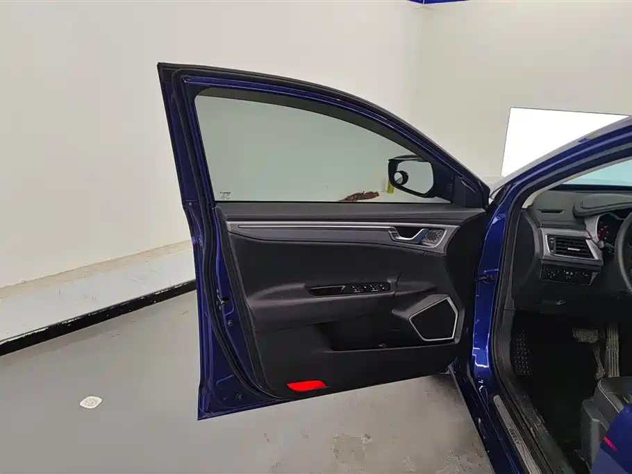 GEELY AUTOMOBILE EMGRAND GL