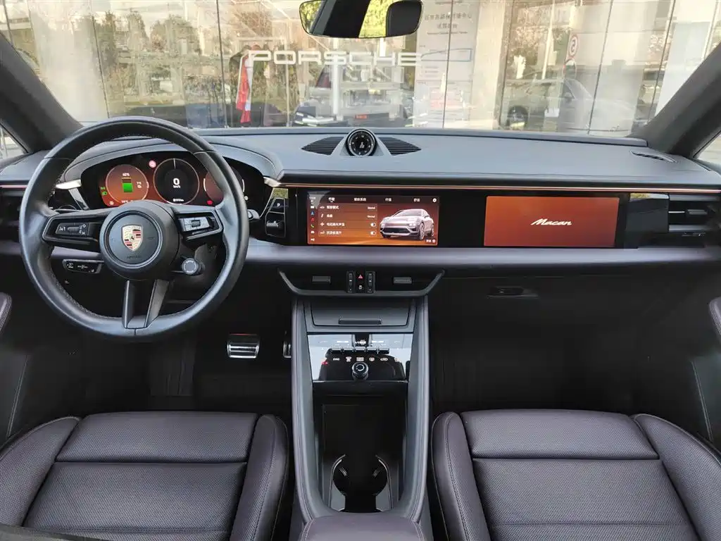 Porsche Macan 2024 Macan 4