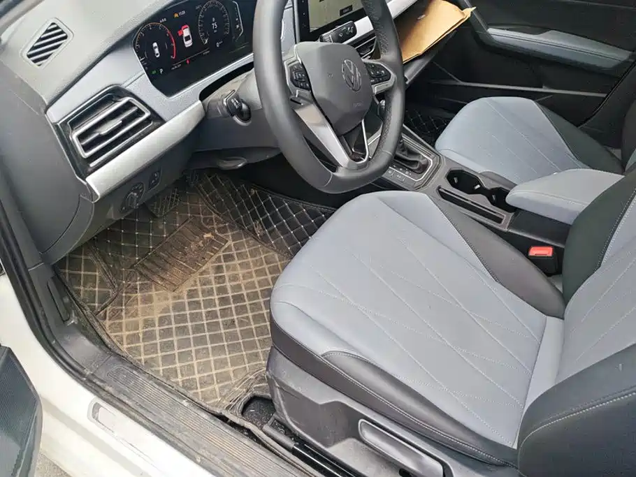 Volkswagen Lavida — миниатюра 9