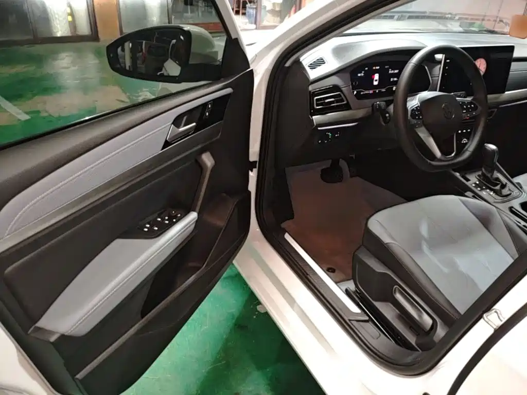 Volkswagen Lavida — миниатюра 16