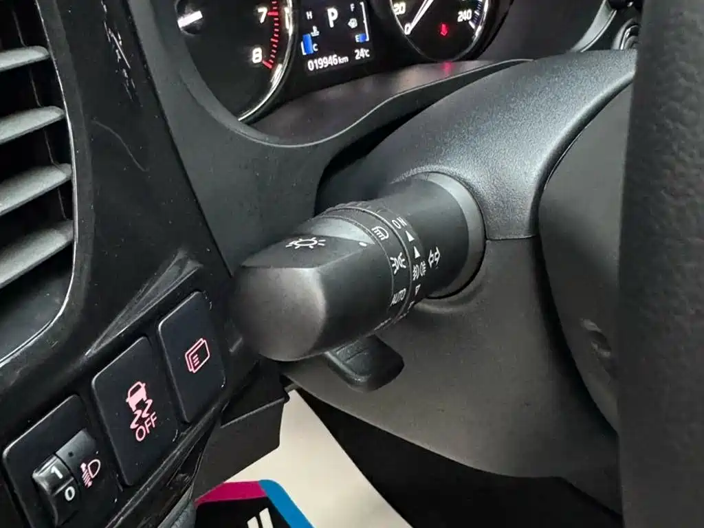 Mitsubishi Outlander — миниатюра 14