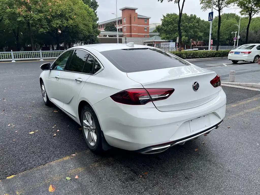 Buick Regal — миниатюра 5
