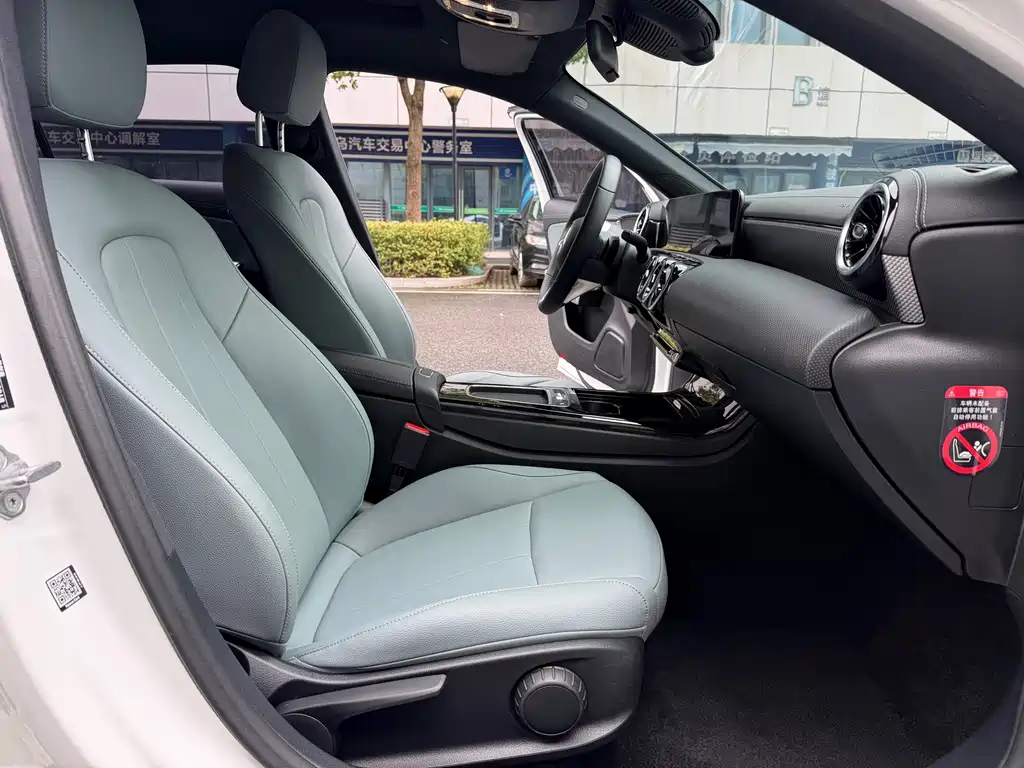 Mercedes-Benz A-Class — миниатюра 13