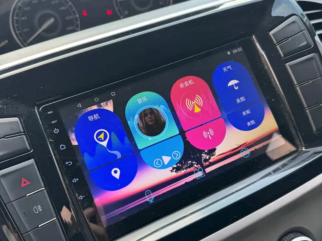 MAXUS V80 — миниатюра 12
