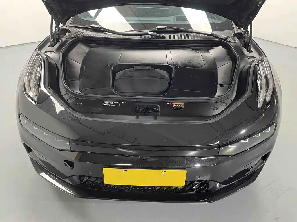 ZEEKR EXTREME KRYPTON 001