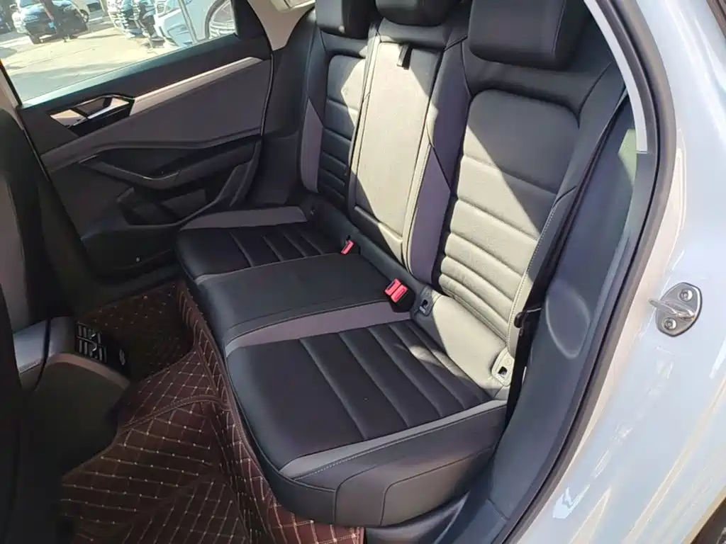 Volkswagen Sagitar — миниатюра 13