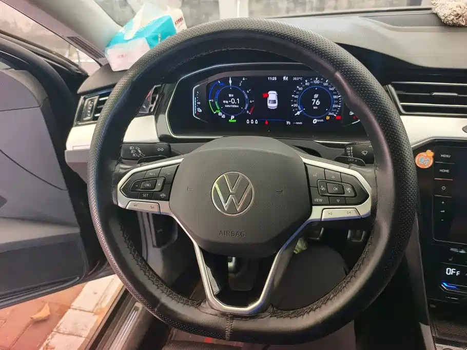 Volkswagen Magotan PHEV — миниатюра 15
