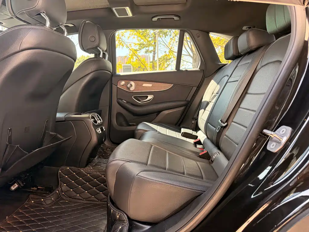 Mercedes-Benz GLC — миниатюра 16