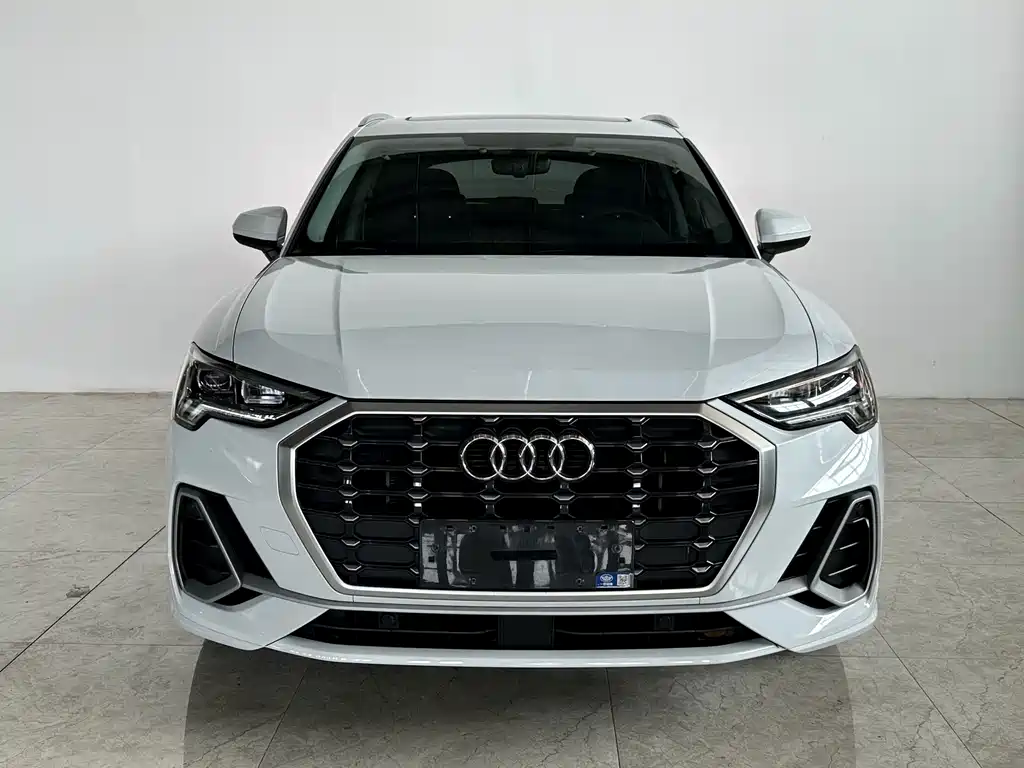 Audi Q3 — миниатюра 2