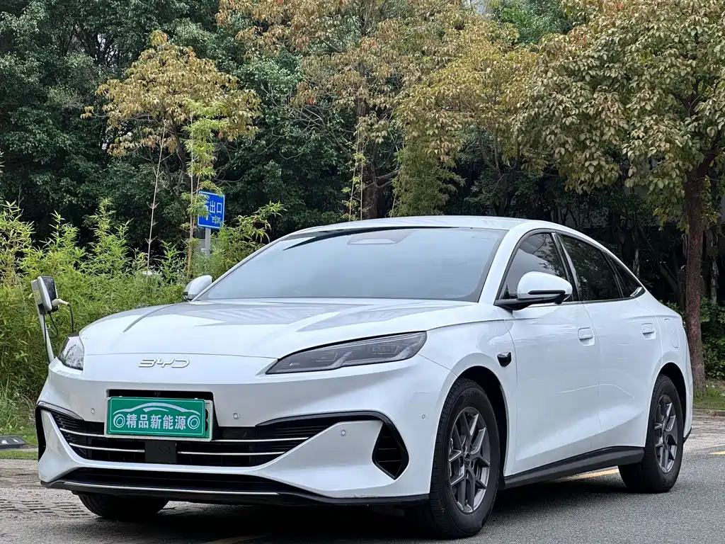 Byd 海豹06 2025