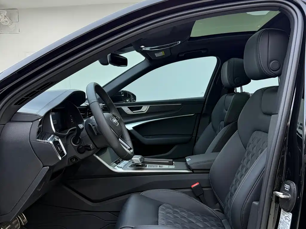 Audi A6L 2026 45 TFSI quattro