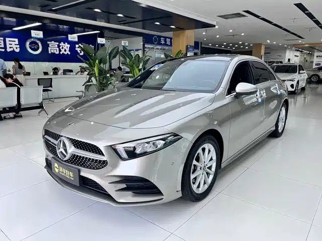 MERCEDES-BENZ  A CLASS