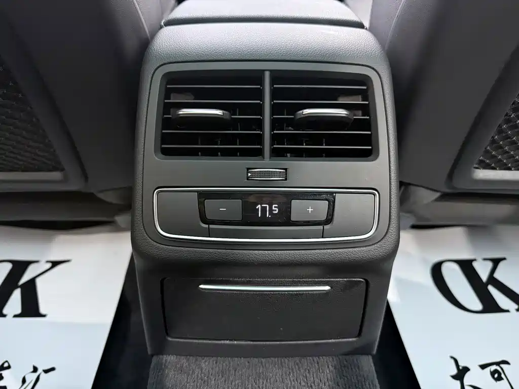 Audi A4L — миниатюра 16