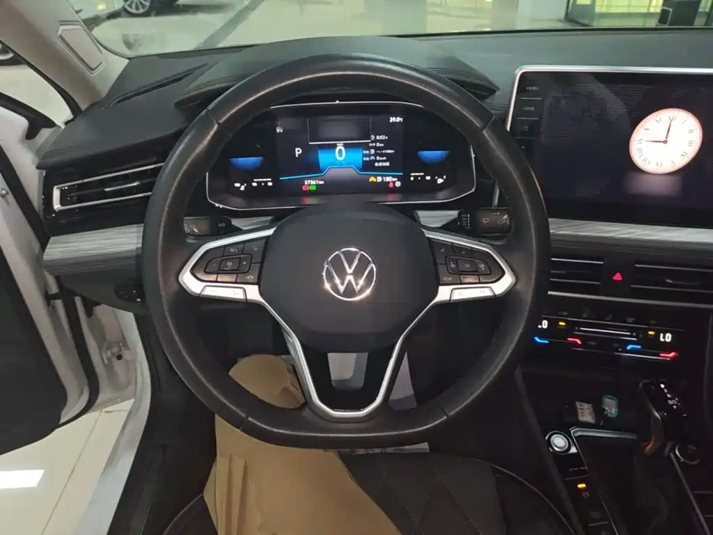 Volkswagen Sagitar — миниатюра 11