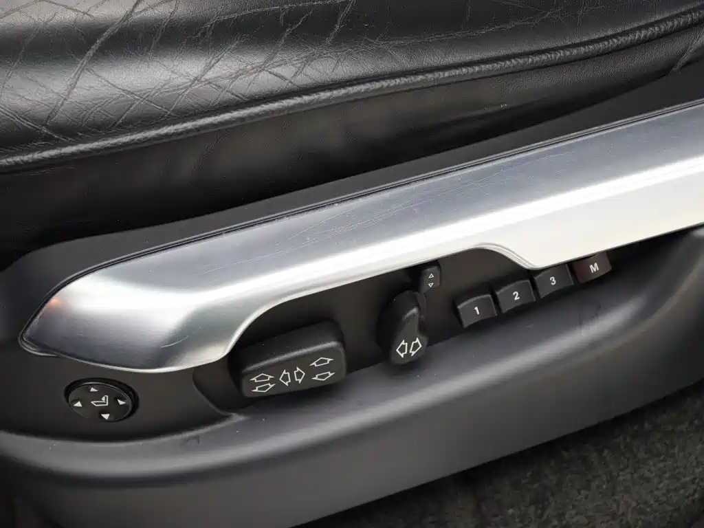 Land Rover Range Rover — миниатюра 6
