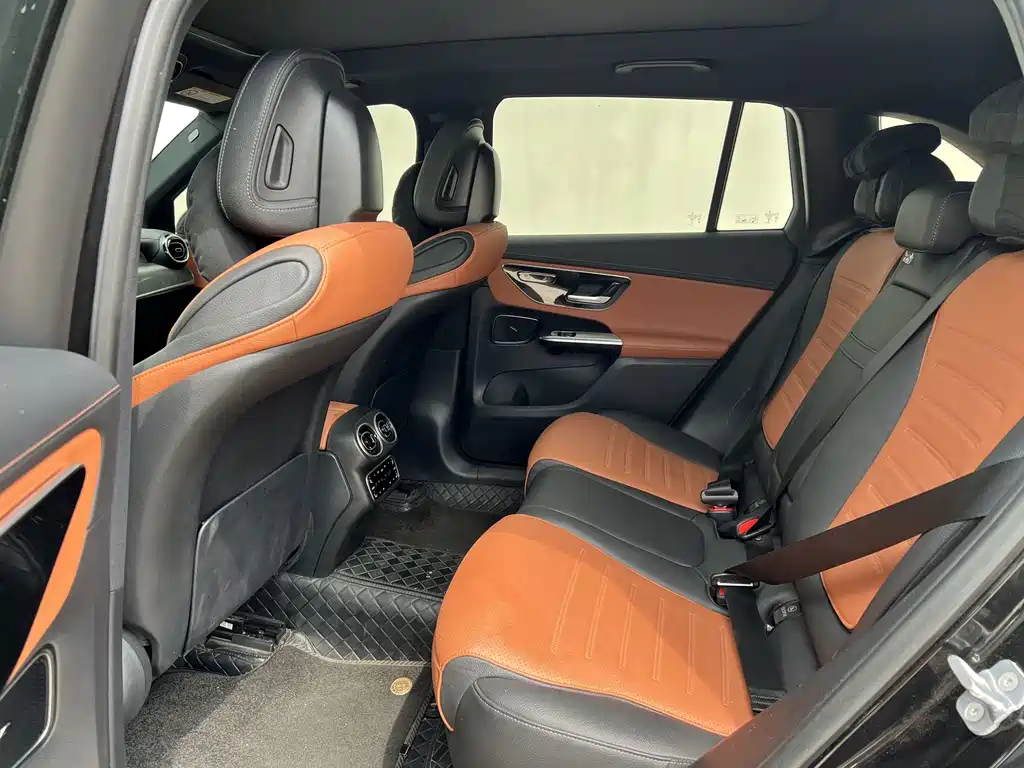 Mercedes-Benz GLC — миниатюра 8