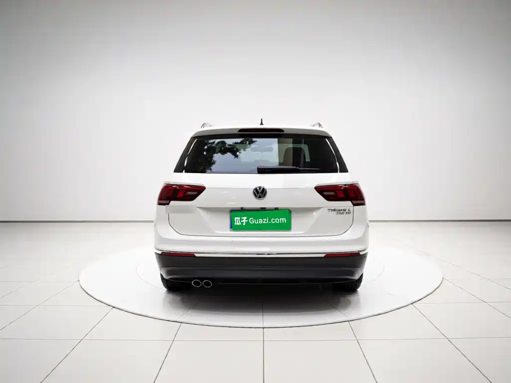 Volkswagen Tiguan L — миниатюра 5