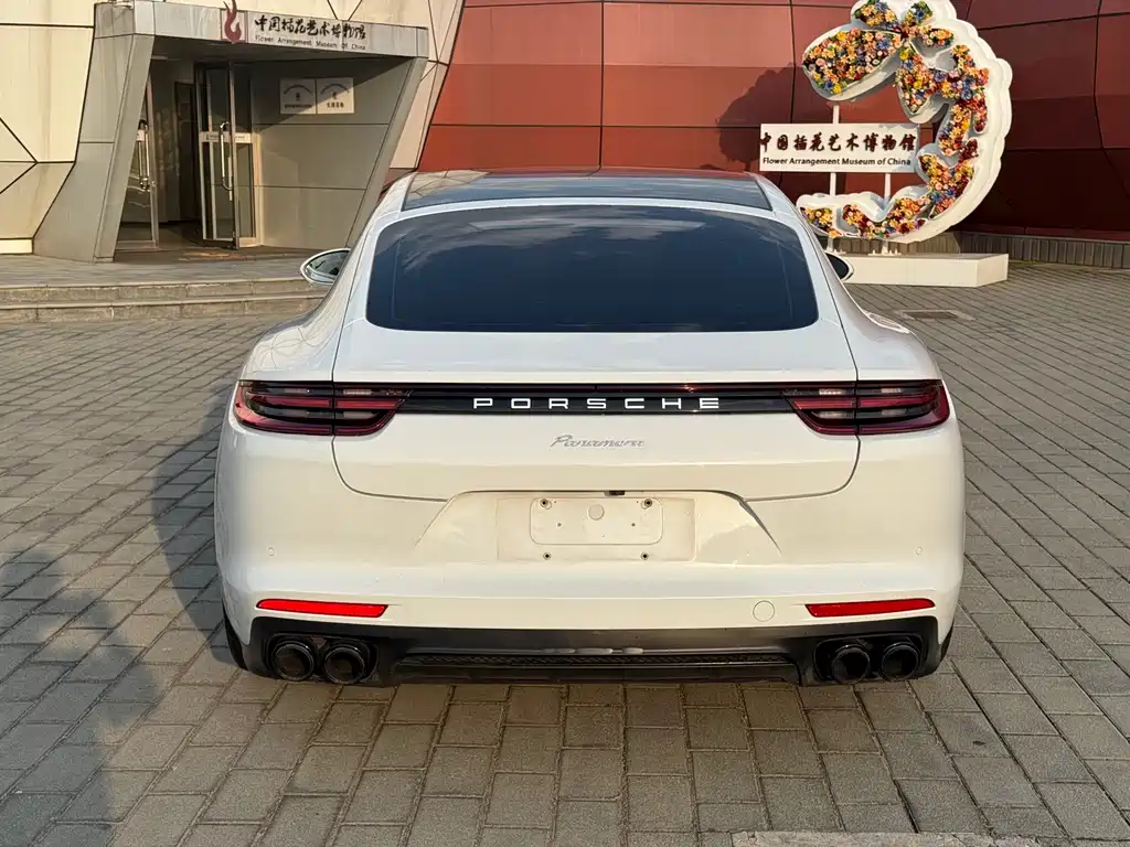 Porsche Panamera — миниатюра 5