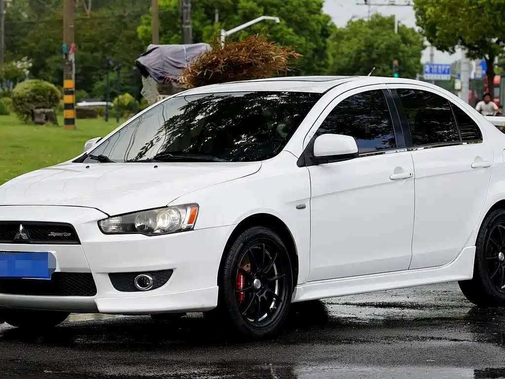 Mitsubishi Lancer EX