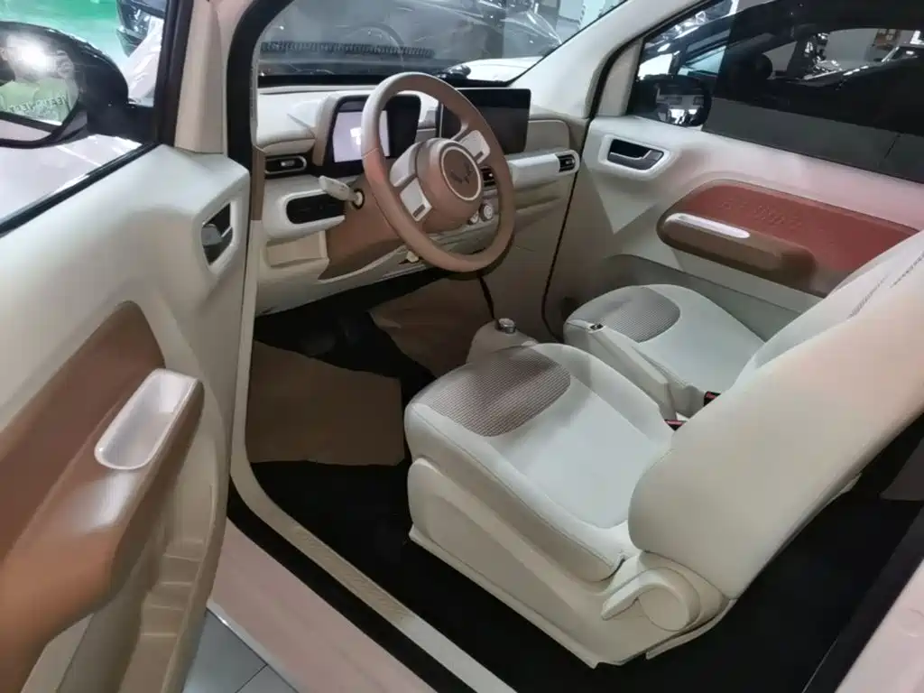 Wuling MINIEV — миниатюра 15