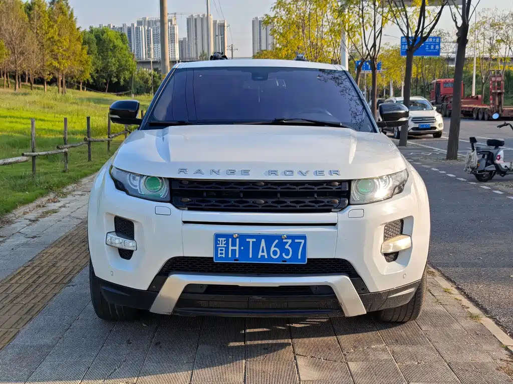 Land Rover Evoque (Import) — миниатюра 2