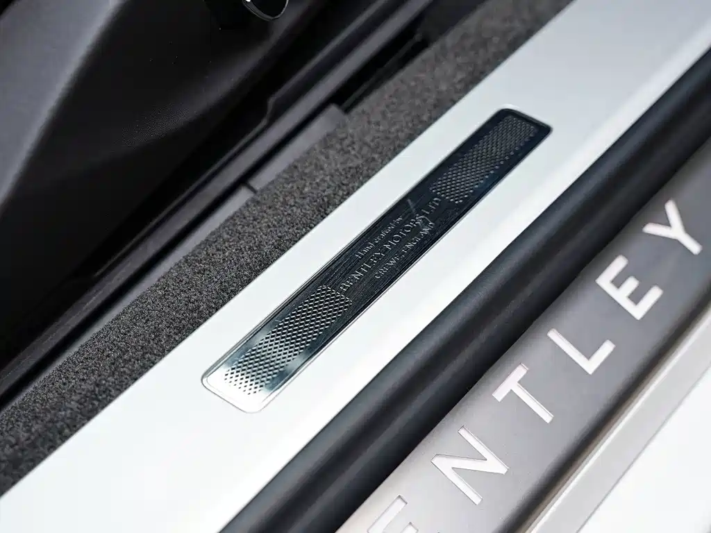 Bentley Continental — миниатюра 20