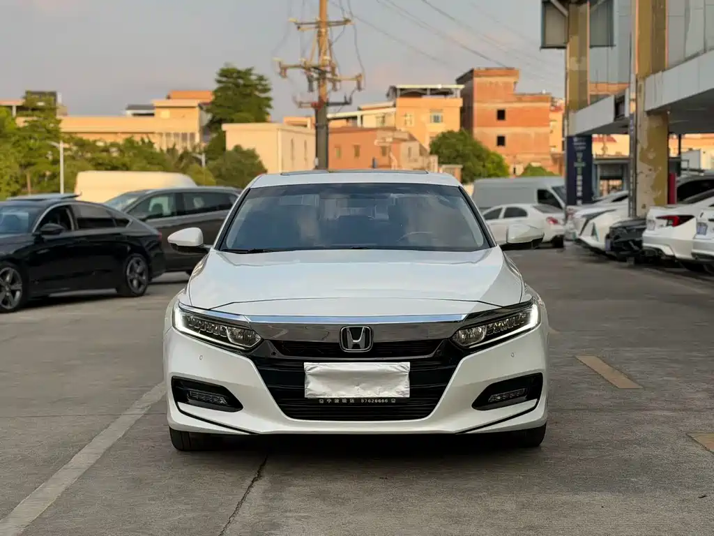 Honda Accord — миниатюра 2