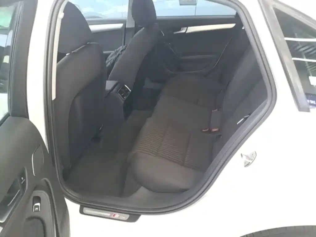 Audi A4L — миниатюра 17