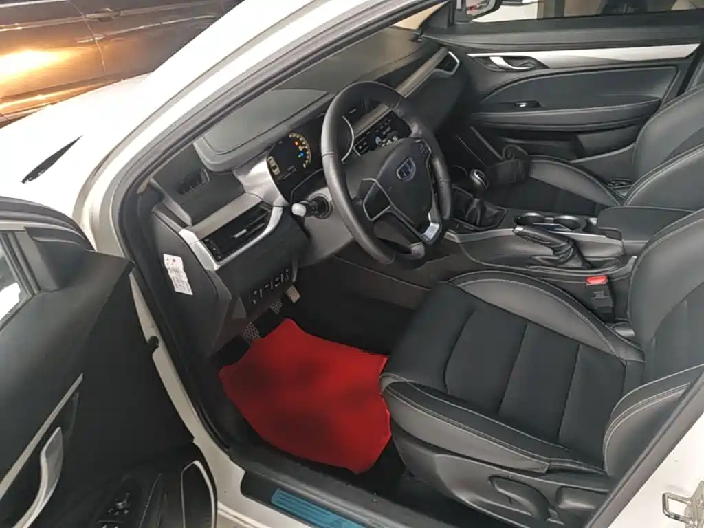 Geely Emgrand — миниатюра 16