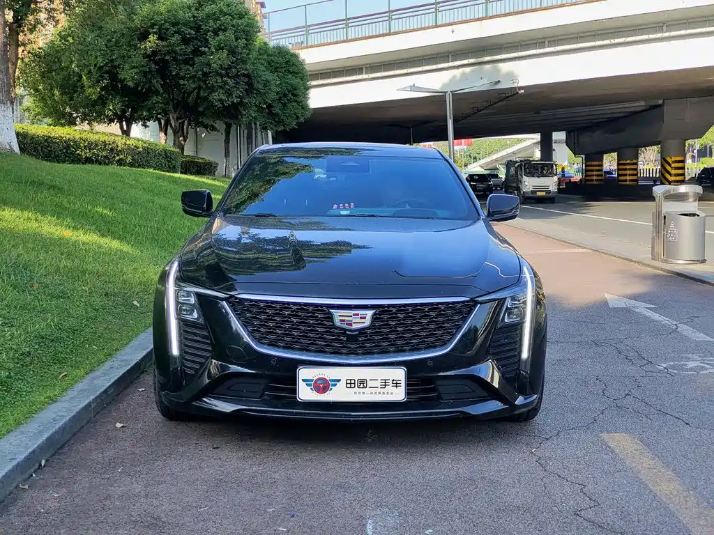 Cadillac CT5 — миниатюра 2