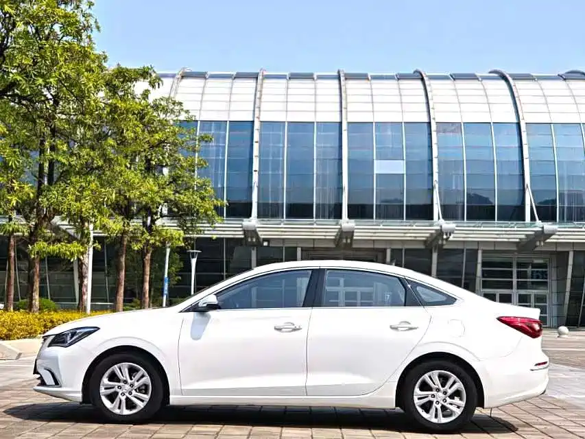 Changan Eado — миниатюра 6
